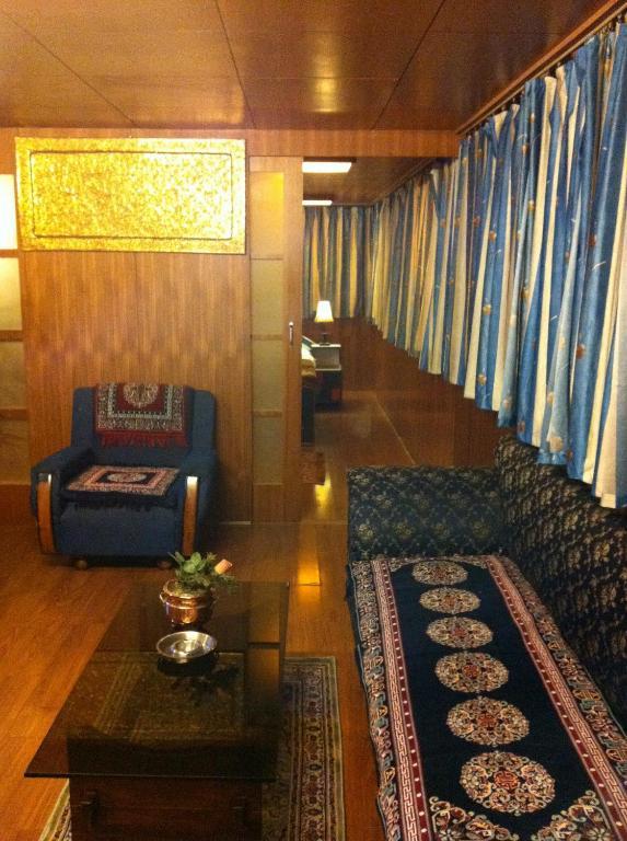 Hotel Mohit Дарджилинг Екстериор снимка