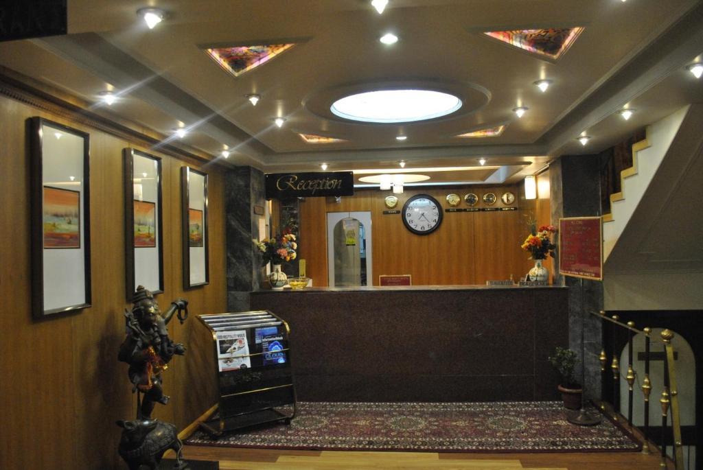 Hotel Mohit Дарджилинг Екстериор снимка