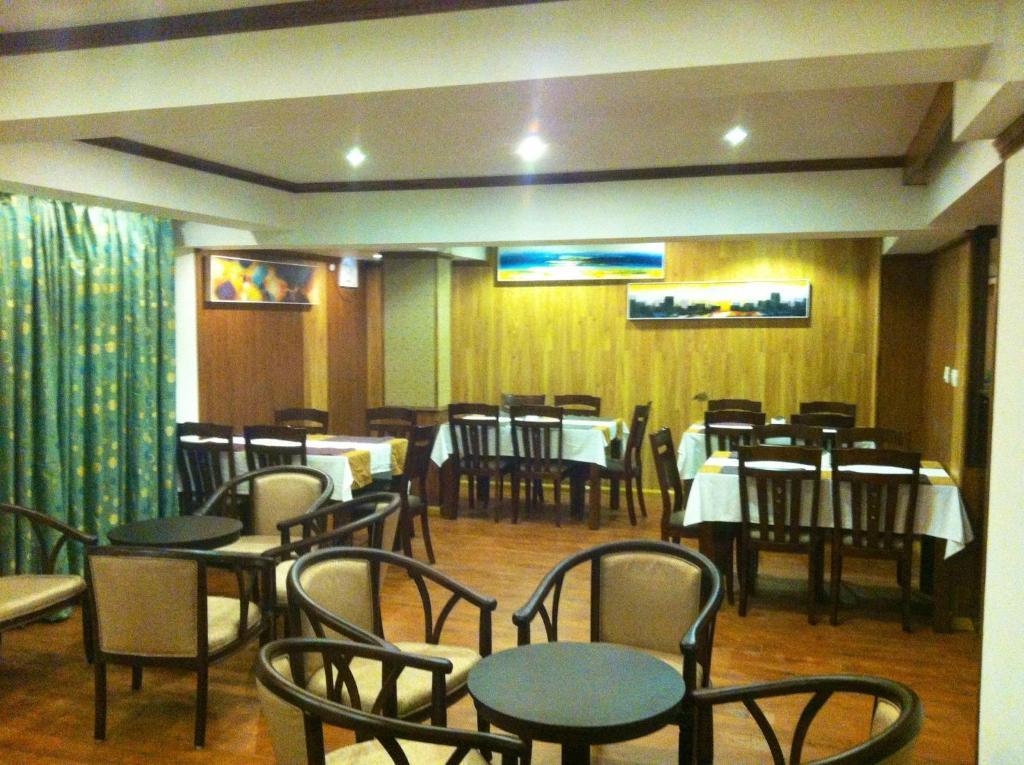 Hotel Mohit Дарджилинг Екстериор снимка